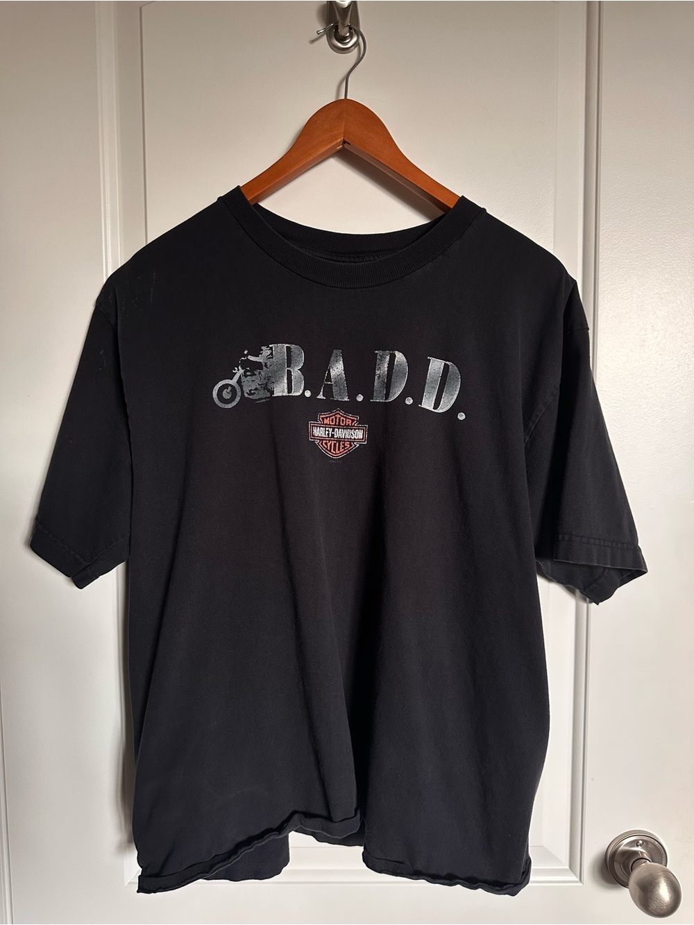 Black Harley-Davidson B.A.D.D. Logo Men's T-Shirt (M/L)